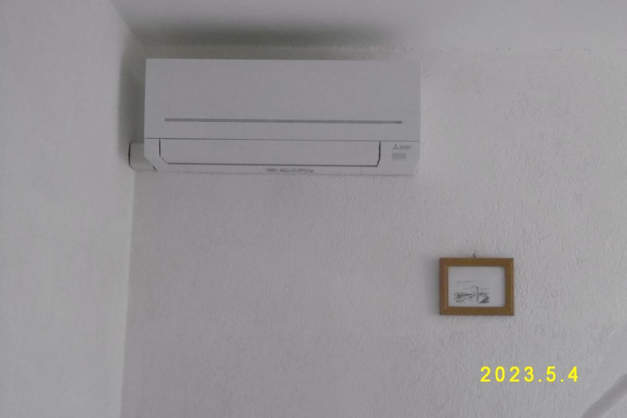 איגוס-מורטס Rez De Chaussee Studio Climatise Dans Villa מראה חיצוני תמונה